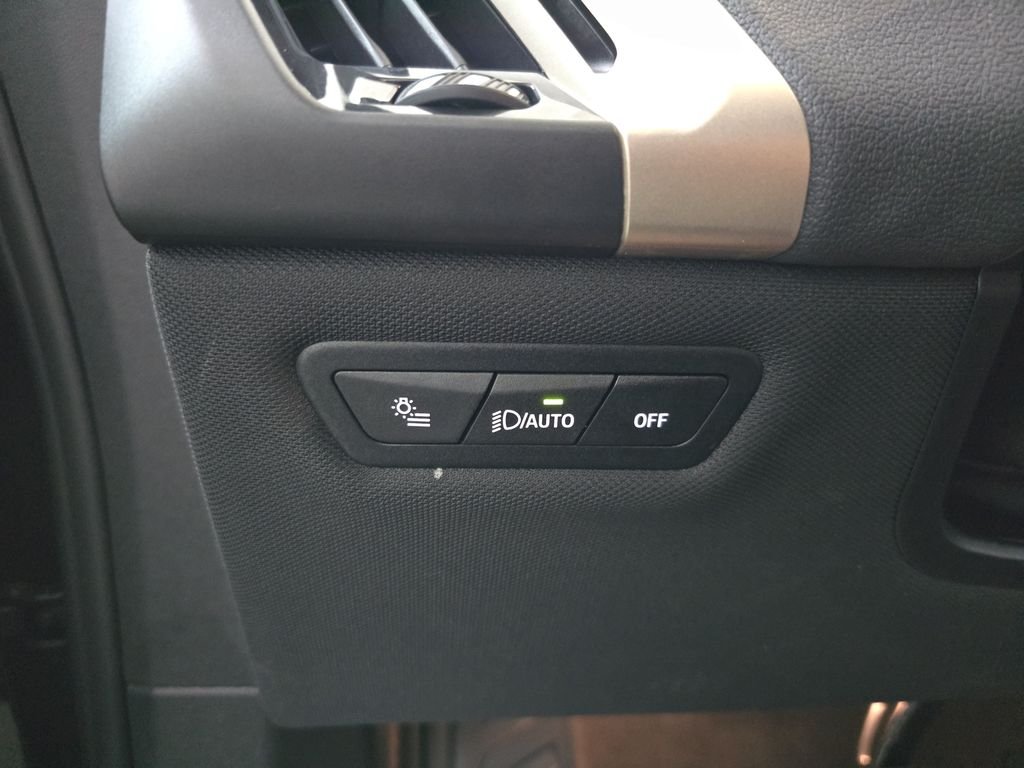 Certified Used 2024 White BMW xDrive50 image 24