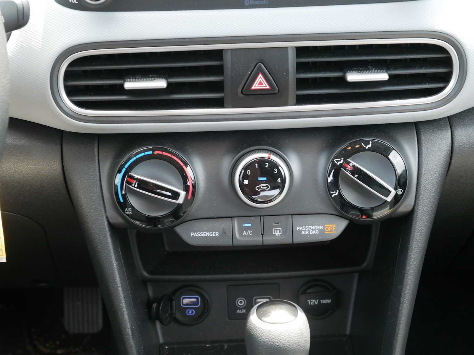 Certified Used 2019 Pulse Red Hyundai SE image 10