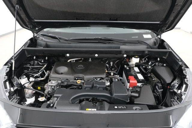 Certified Used 2025 MIDNIGHT BLACK METALLIC Toyota  image 40