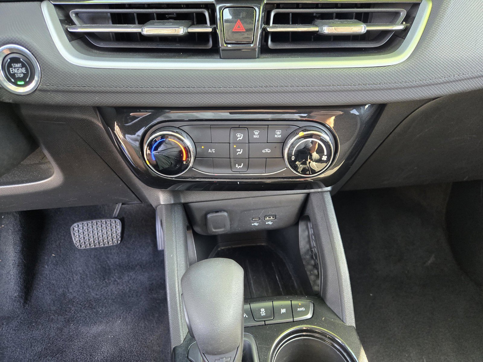 Used 2025 Crimson Metallic Chevrolet LT image 22