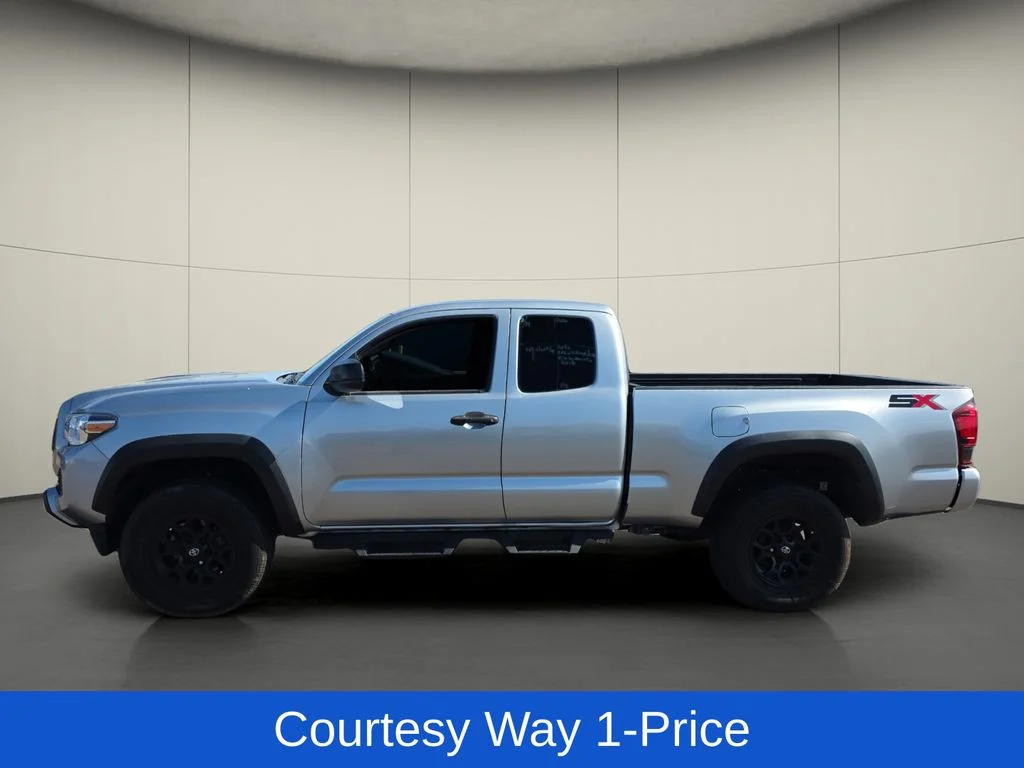 Used 2022 Silver Toyota SR image 5