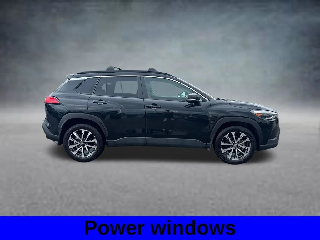 Used 2025 Jet Black Toyota XLE image 5