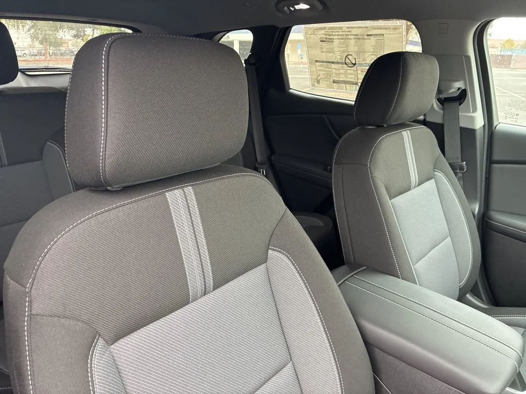 2025 Chevrolet Blazer 2LT - Photo 28