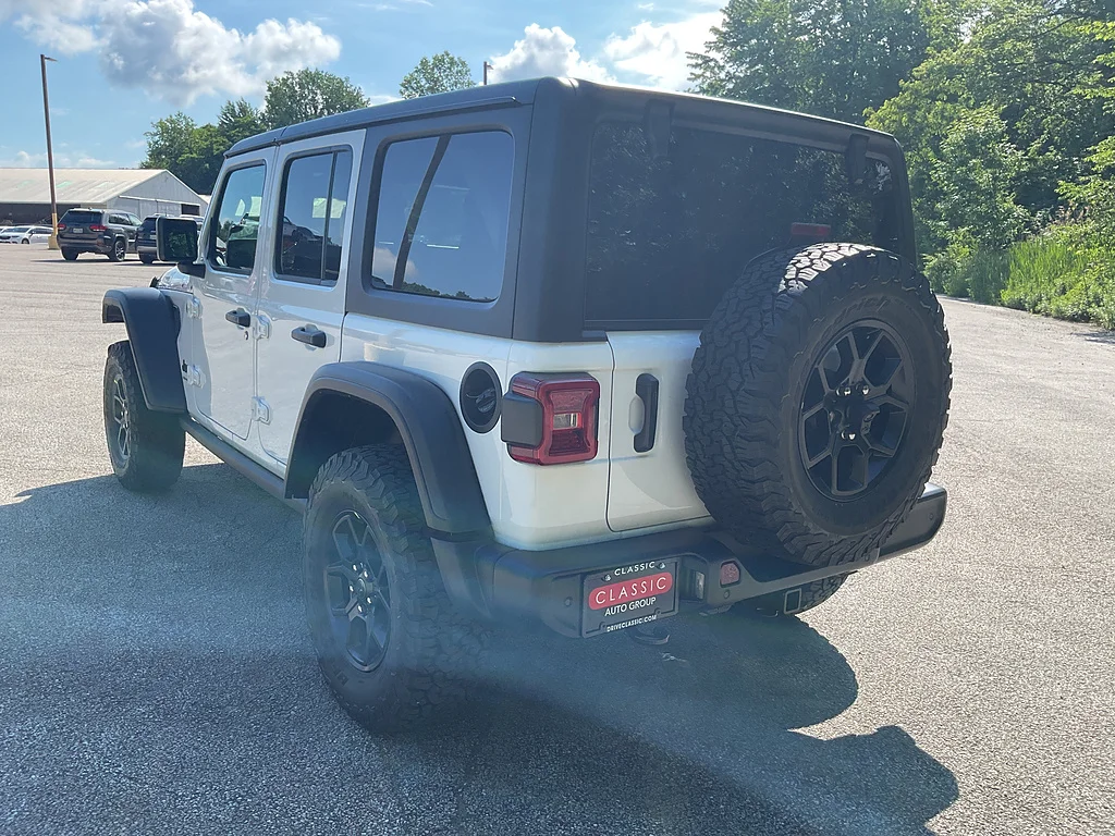 New 2026 Bright White Clearcoat Jeep 4-Door Willys 4x4 image 7