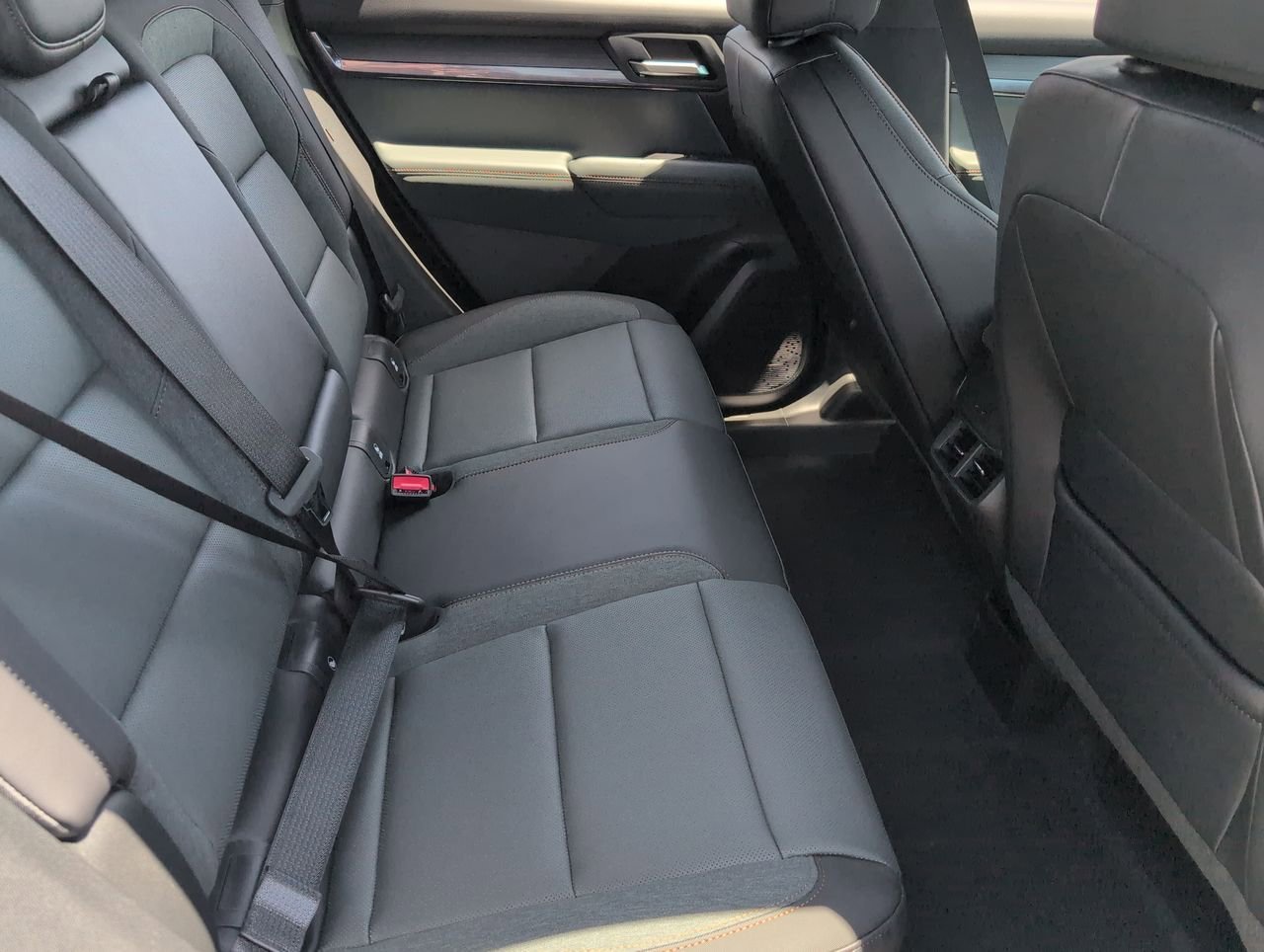 2026 GMC Terrain AT4 - Photo 25
