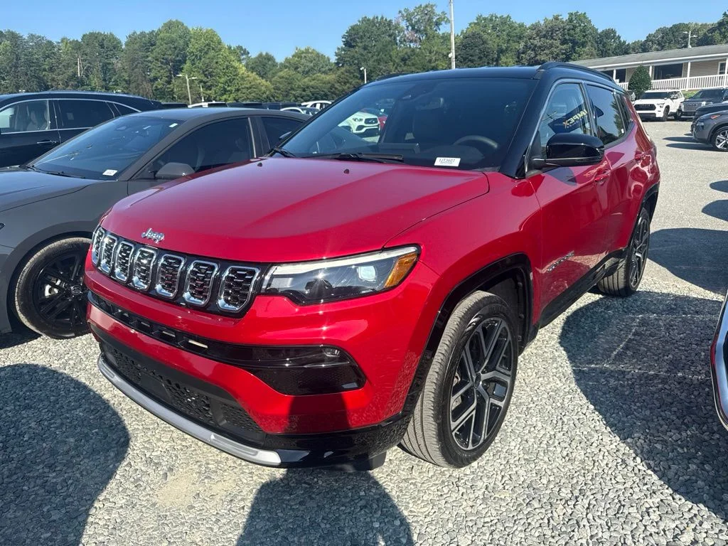 Used 2025 Red Jeep Limited image 1