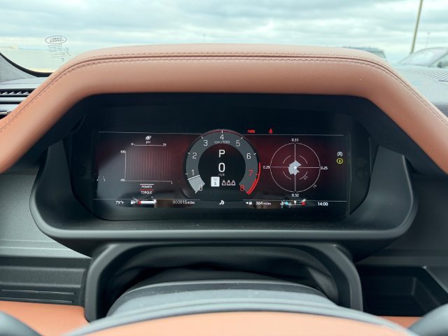 New 2026 Petra Copper Land Rover OCTA image 14