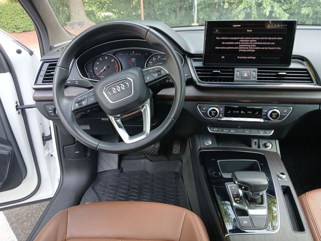 Used 2023 White Audi 40 Premium image 28