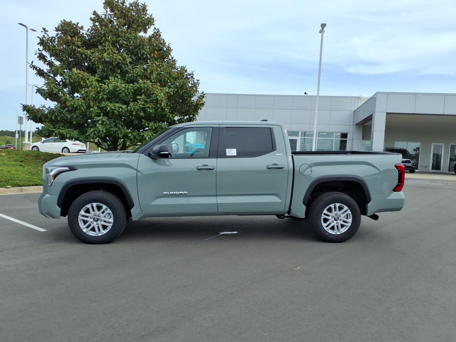 Used 2025 Lunar Rock Toyota SR5 image 3