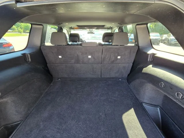 Used 2020 Gray Jeep Laredo E image 12