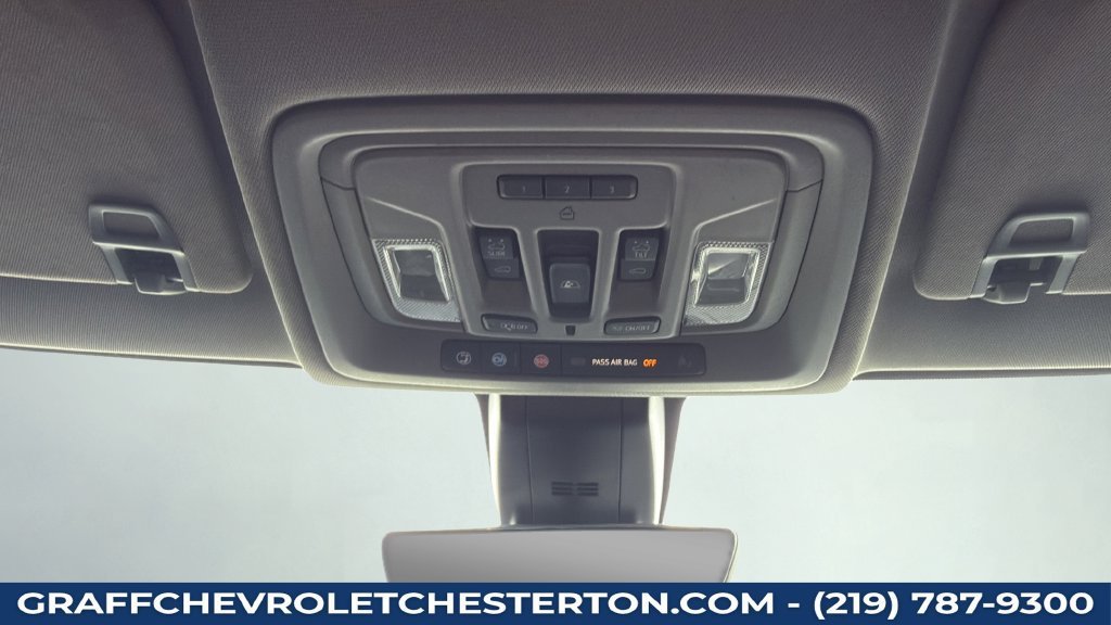 Used 2021 IRIDESCENT PEARL TRICOAT Chevrolet LTZ image 22