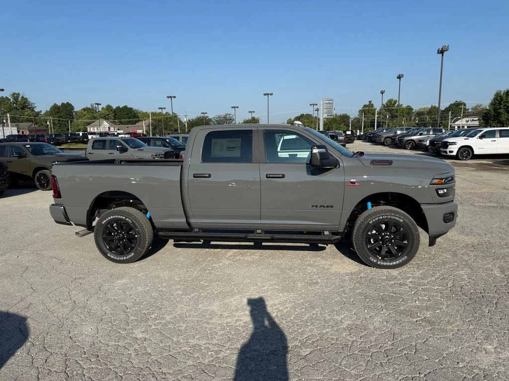 New 2027 Ceramic Gray Clear-Coat Exterior Paint RAM Big Horn image 5