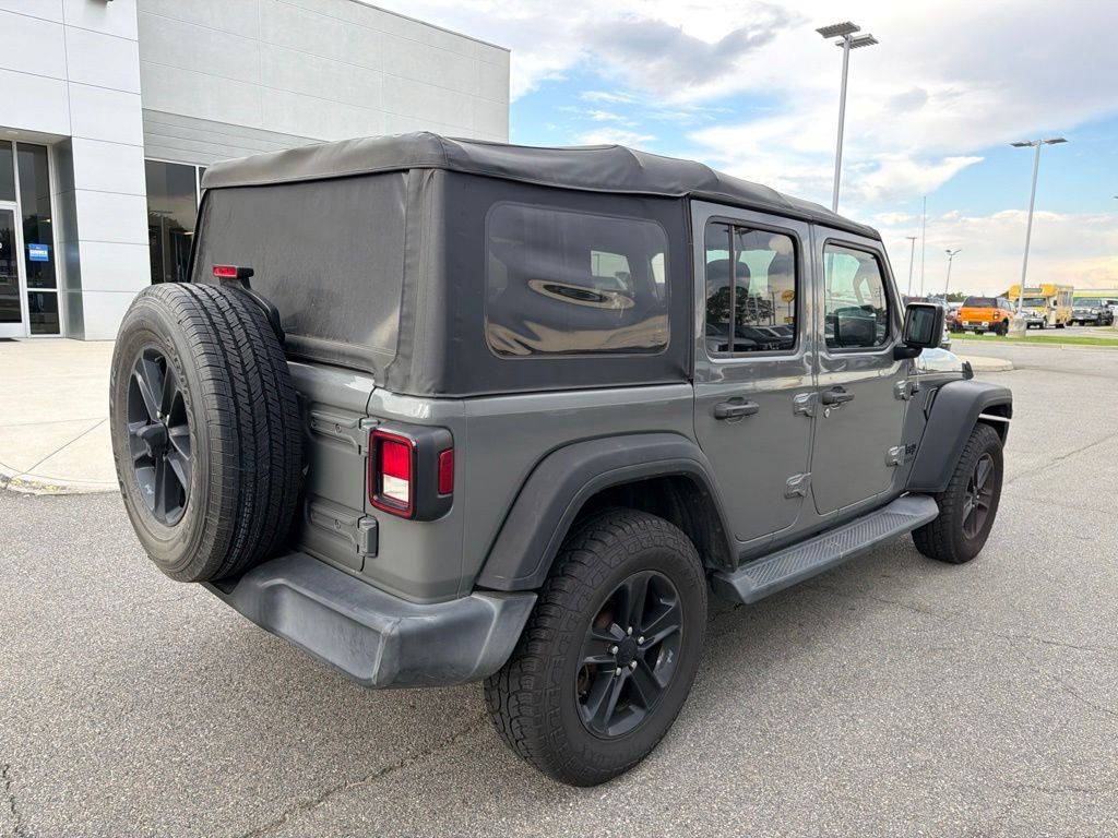 Used 2020 Sting Gray Clearcoat Jeep Unlimited Sport Altitude image 10