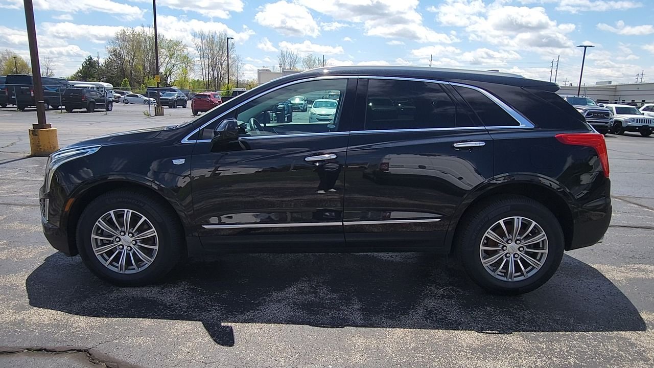 Used 2017 Black Cadillac Luxury AWD image 5