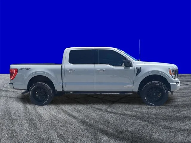 Certified Used 2023 Avalanche Ford XLT image 3