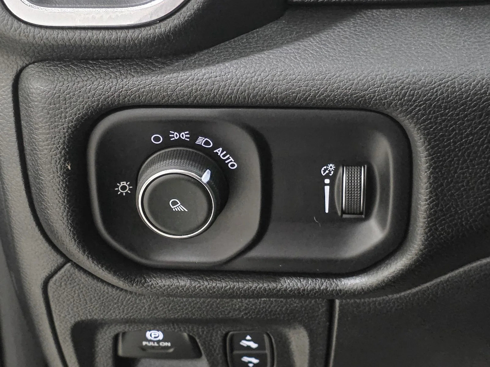 2023 RAM Ram 1500 Pickup Laramie - Photo 25