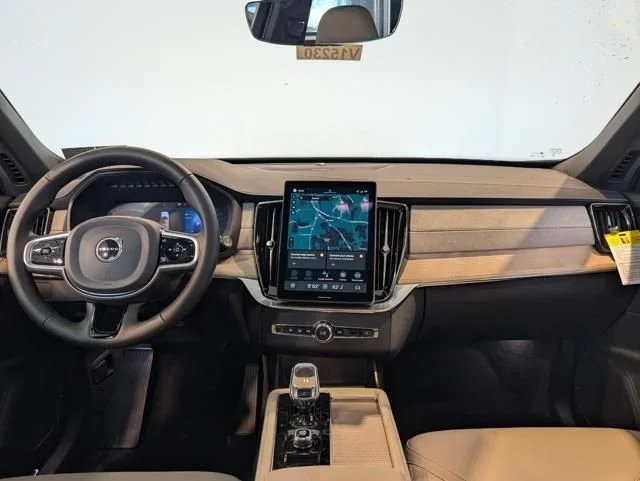 2026 Volvo XC90 Ultra - Photo 13