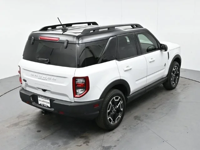 Used 2022 Oxford White Ford Outer Banks image 37