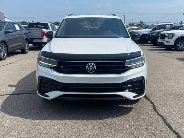 Used 2022 Oryx White Pearl Effect Volkswagen 2.0T SE R-Line Black image 2