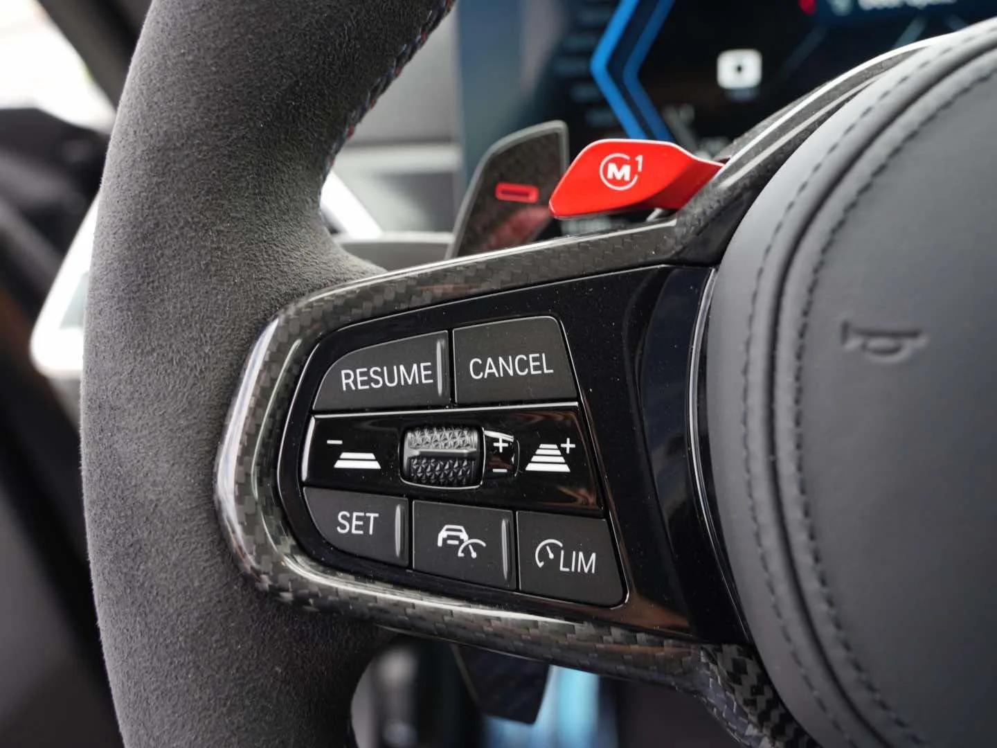 New 2026 Black Sapphire Metallic BMW CS image 18