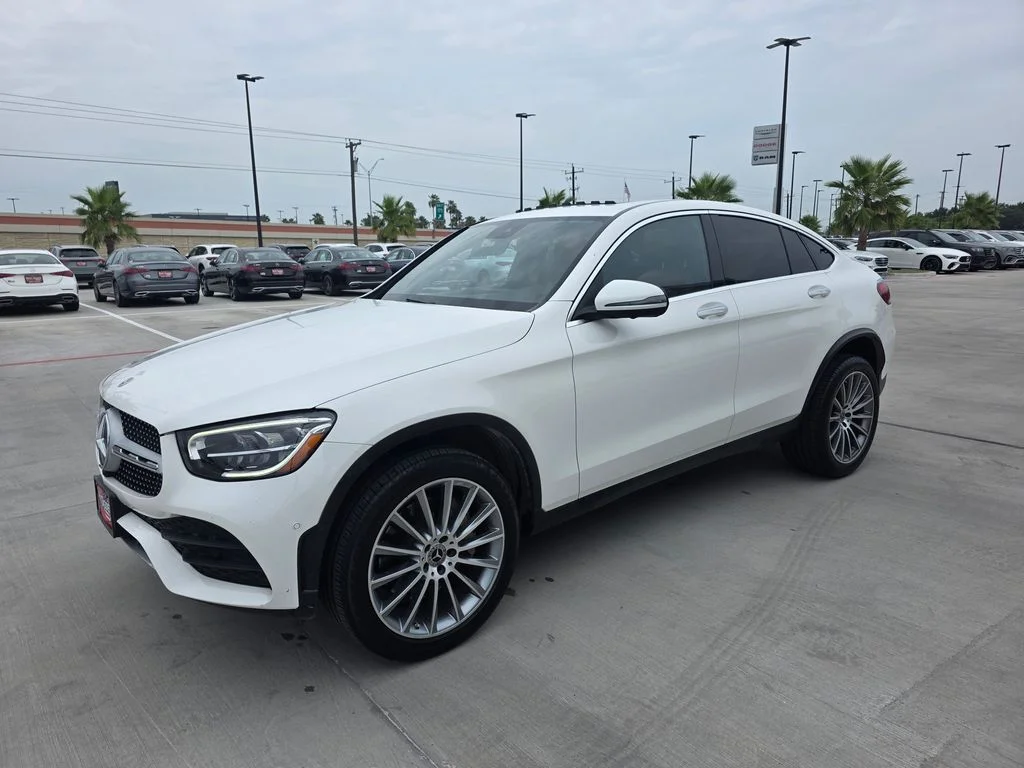Used 2022 White Mercedes-Benz GLC 300 Coupe image 3