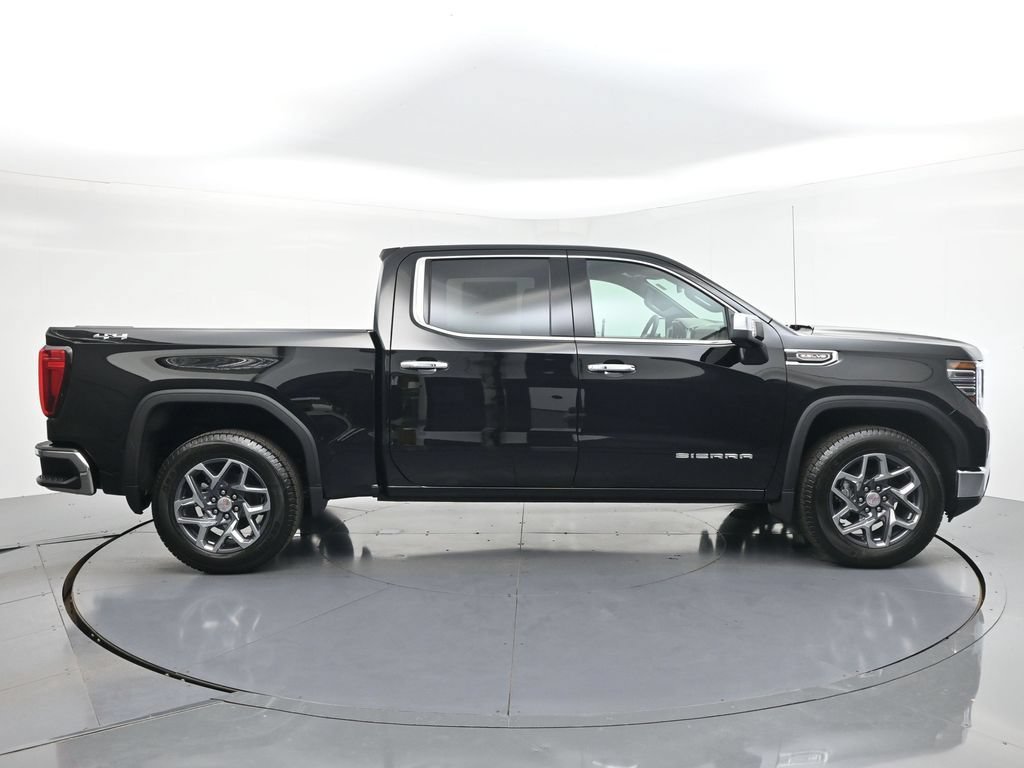 2026 GMC Sierra 1500 SLT - Photo 6