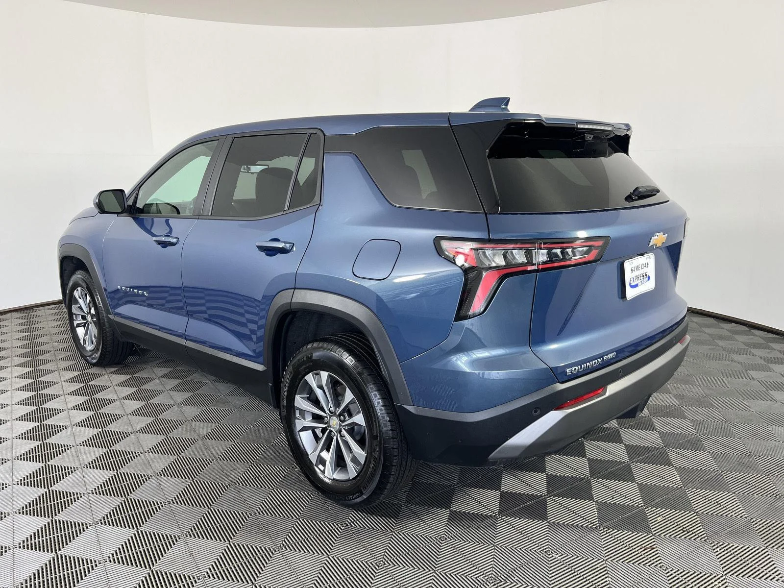 Used 2026 Lakeshore Blue Metallic Chevrolet AWD LT image 26