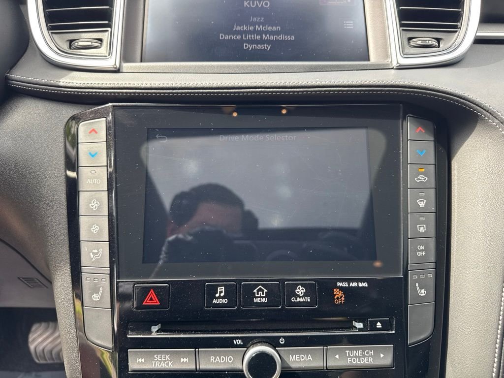Used 2021 Majestic INFINITI LUXE image 19