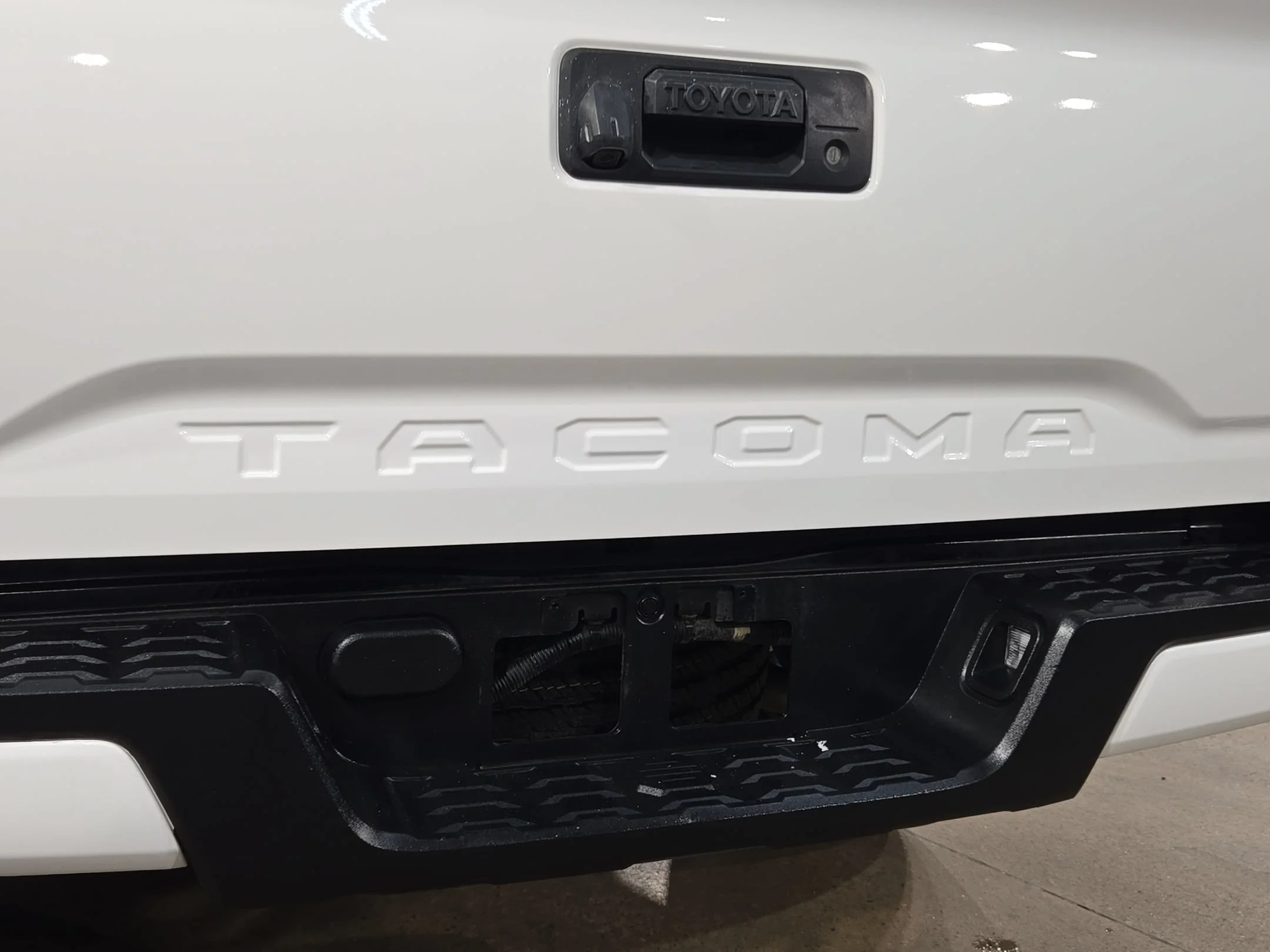 Used 2021 Super White Toyota SR image 36
