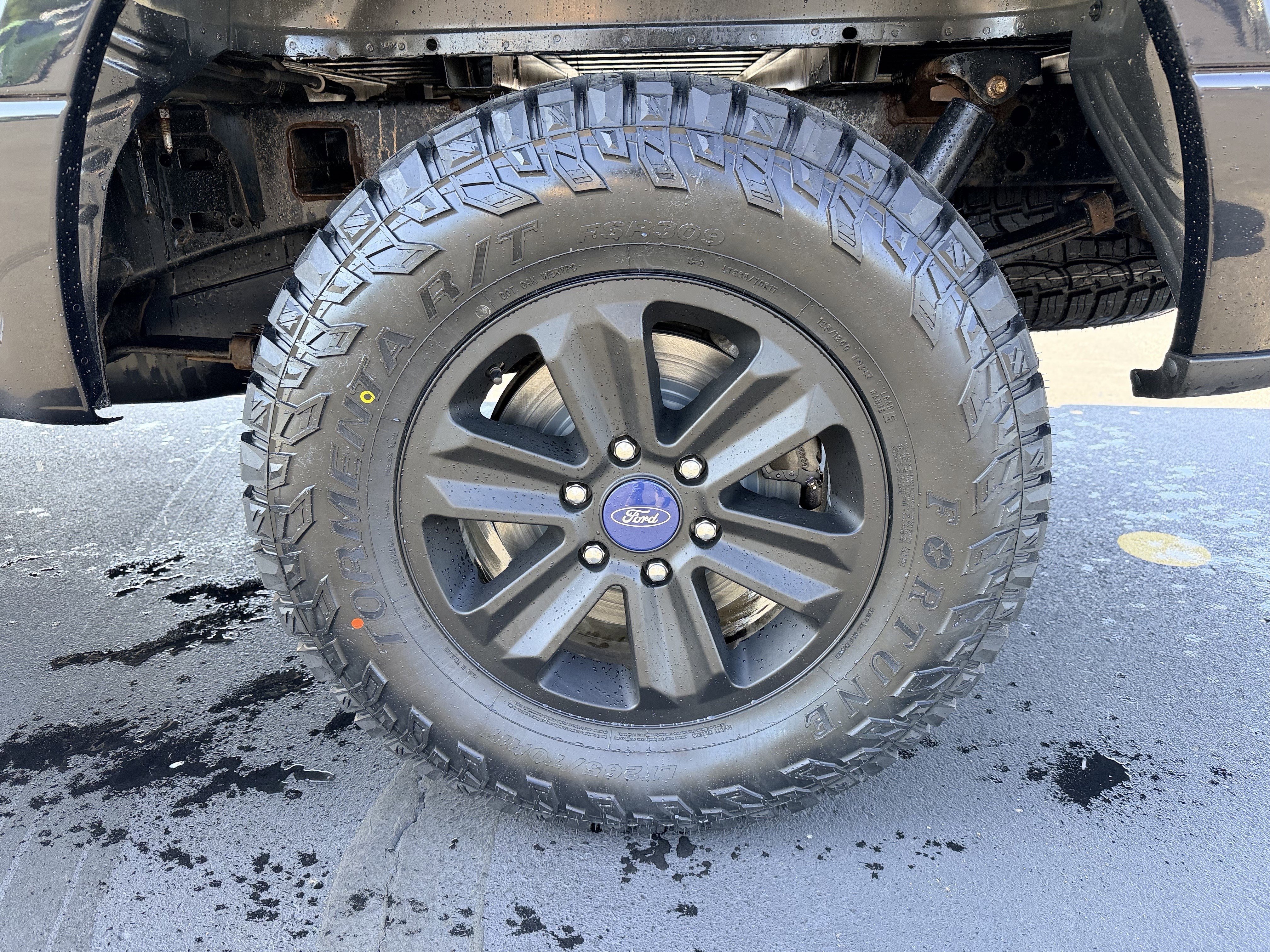 Used 2019 Black Ford XLT image 19