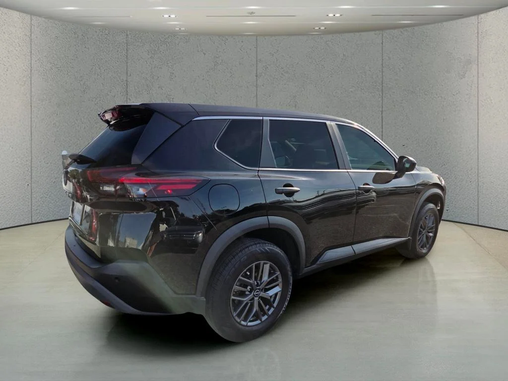 Used 2023 Black Nissan S image 5