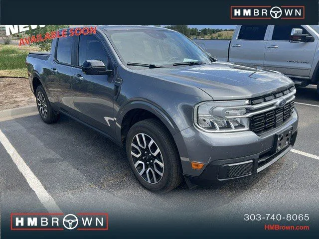 Used 2024 Gray Metallic Ford Lariat image 1