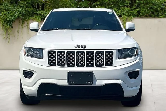 Used 2015 Jeep Grand Cherokee Altitude with VIN 1C4RJFAG5FC130091 for sale in Beachwood, OH