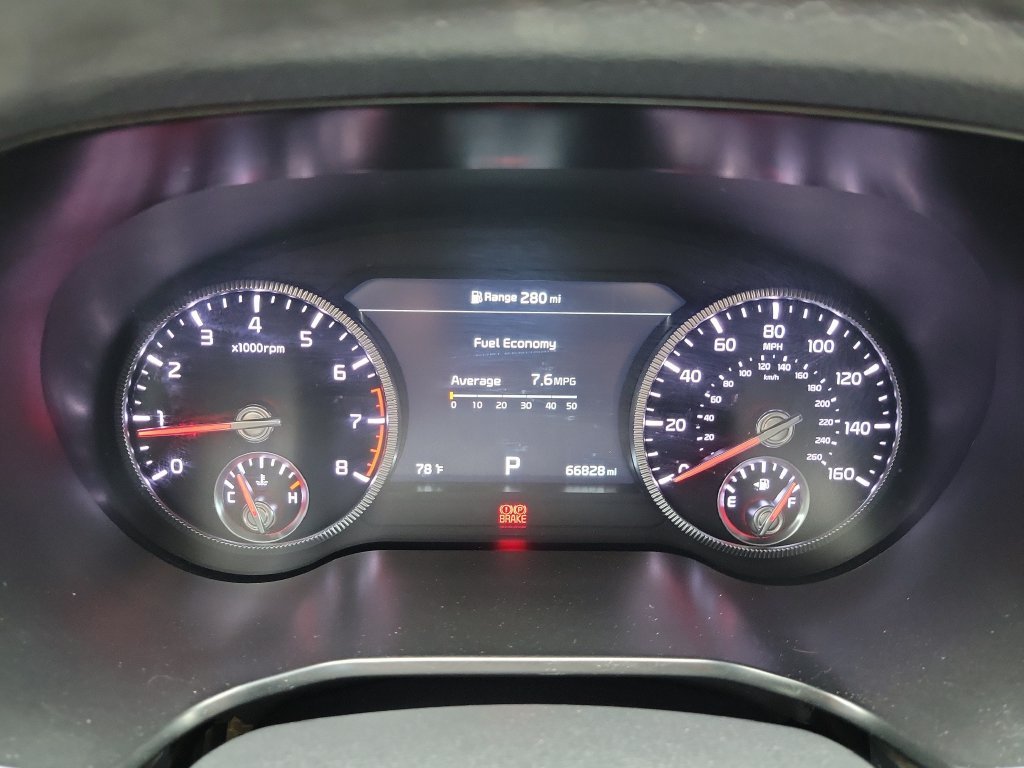 Certified Used 2022 Gravity Gray Kia SX image 28