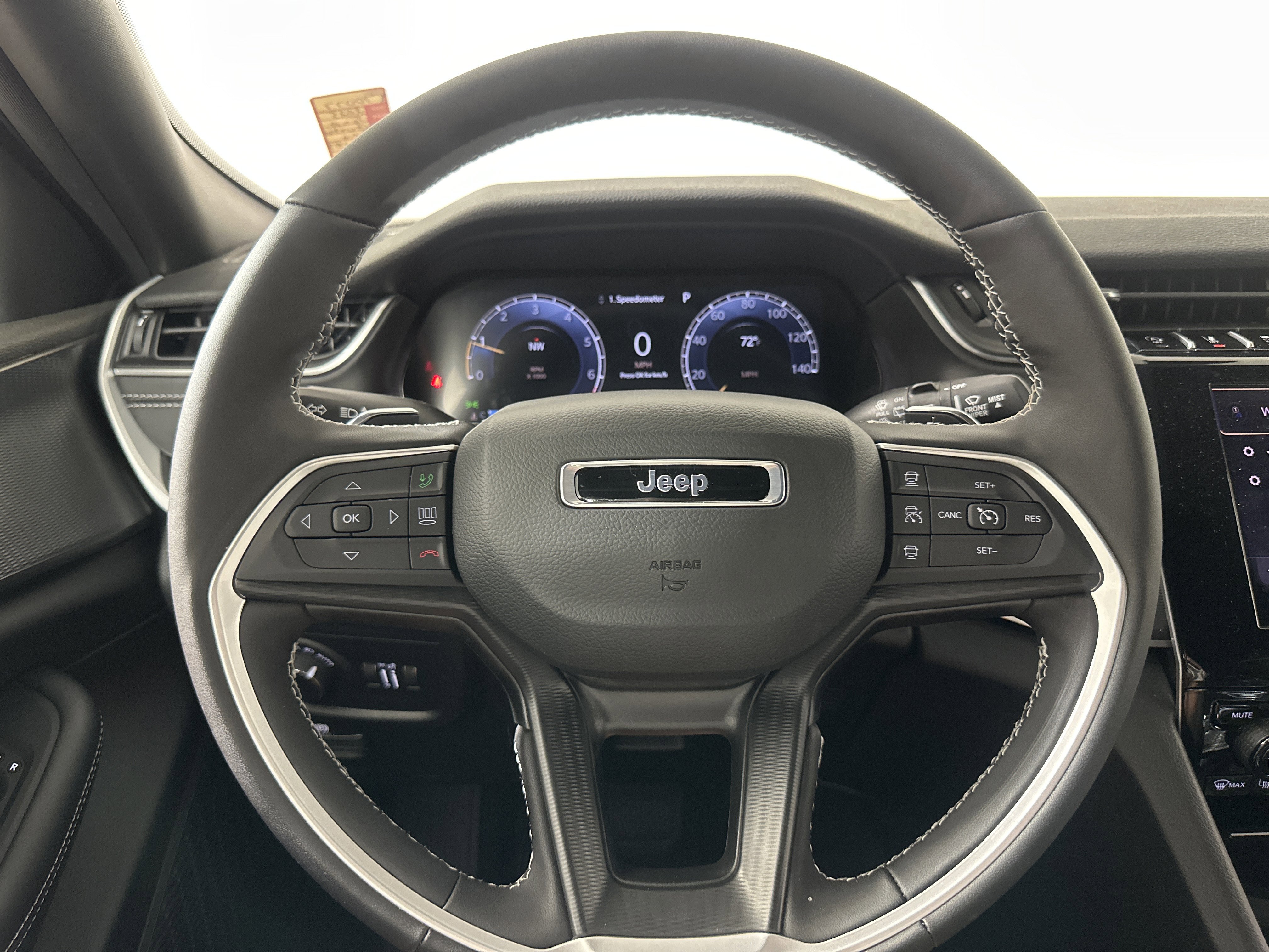 2025 Jeep Grand Cherokee Altitude - Photo 12