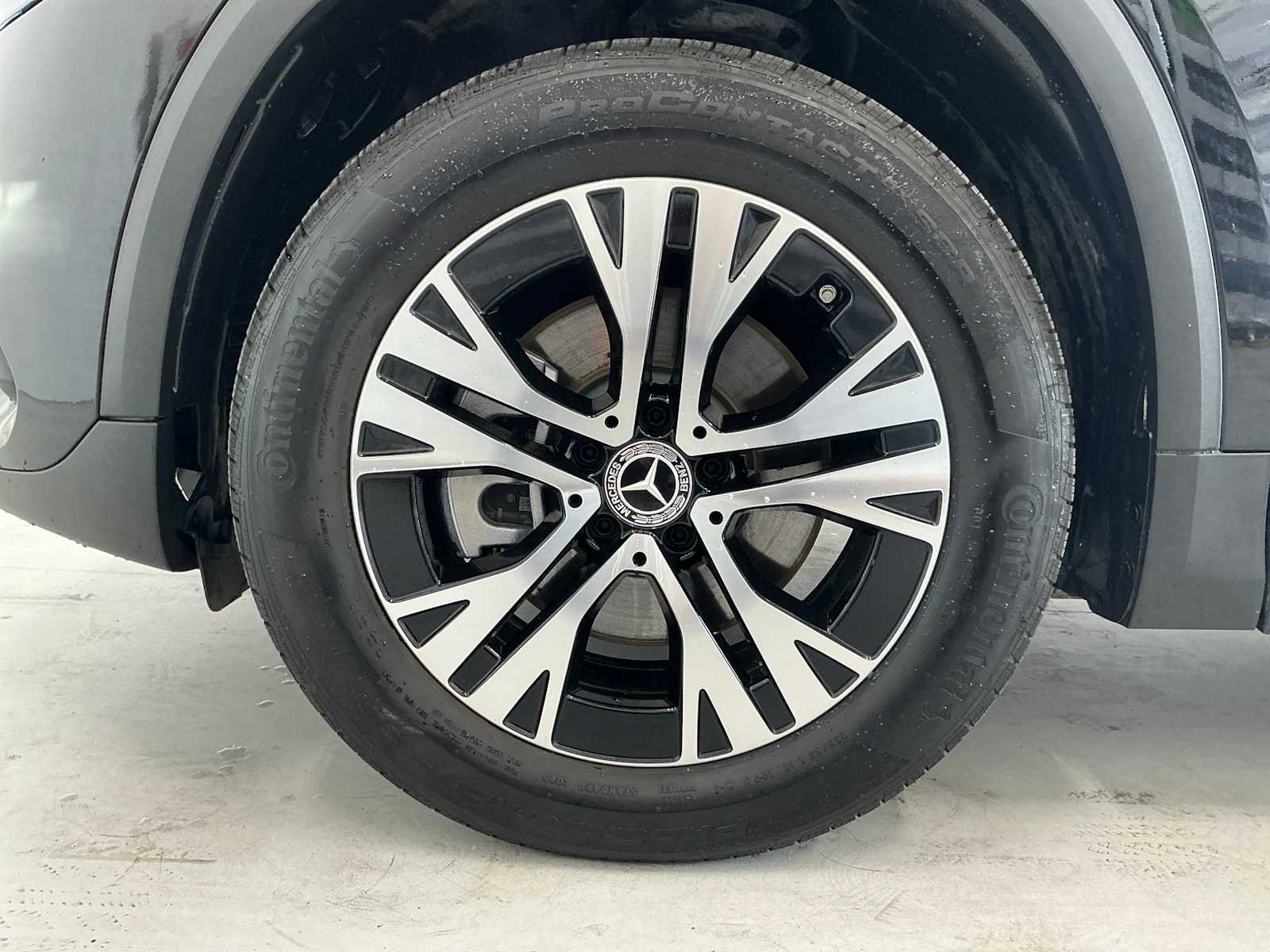 Certified Used 2026 Night Black Mercedes-Benz GLA 250 image 9