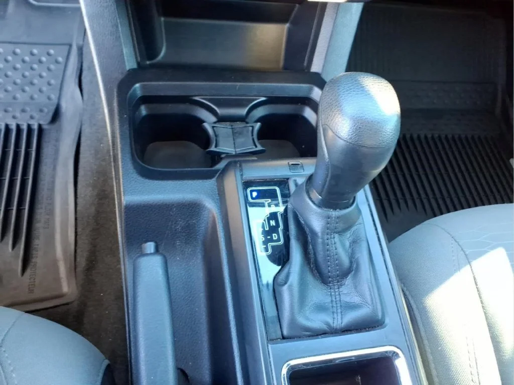 Used 2019 Silver Toyota SR image 28