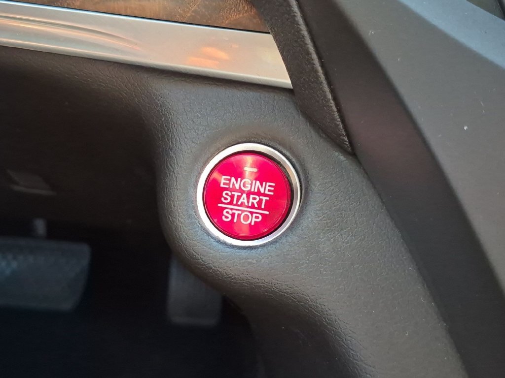 Used 2017  Acura 3.5L image 17