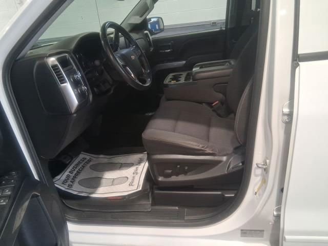 Used 2018 White Chevrolet LT image 5
