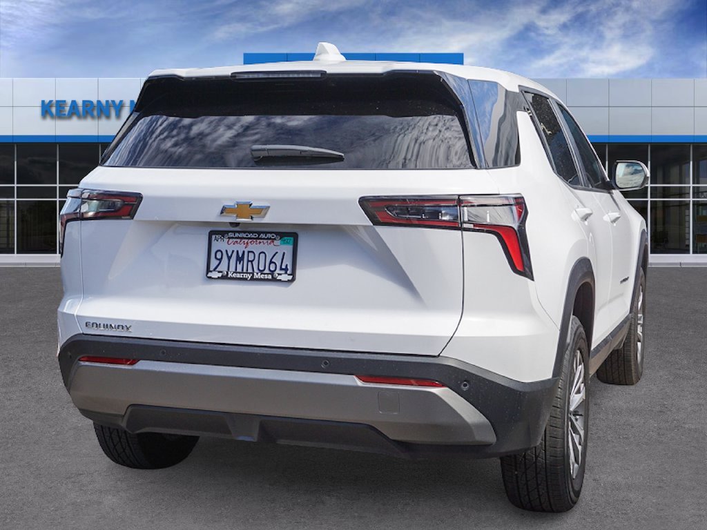 Used 2026 Summit White Chevrolet LT image 6