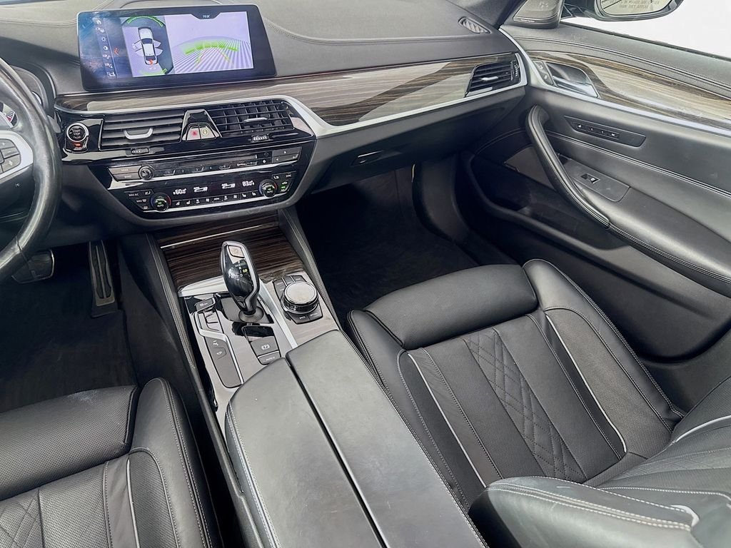 Used 2017 Carbon Black Metallic BMW 540i image 31