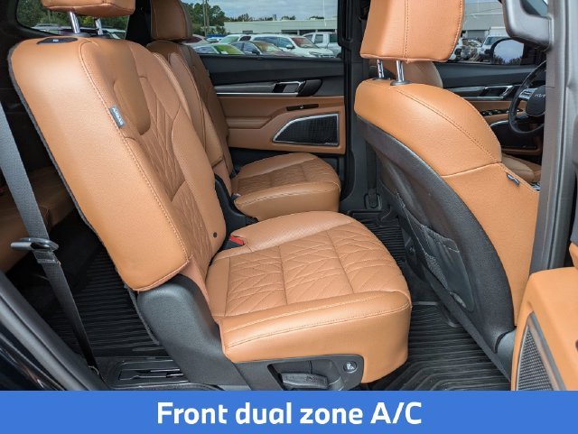 Used 2025 Black Kia EX X-Line image 27
