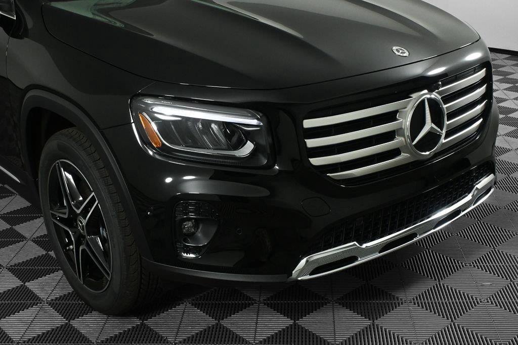 New 2026 Night Black Mercedes-Benz GLB 250 image 76