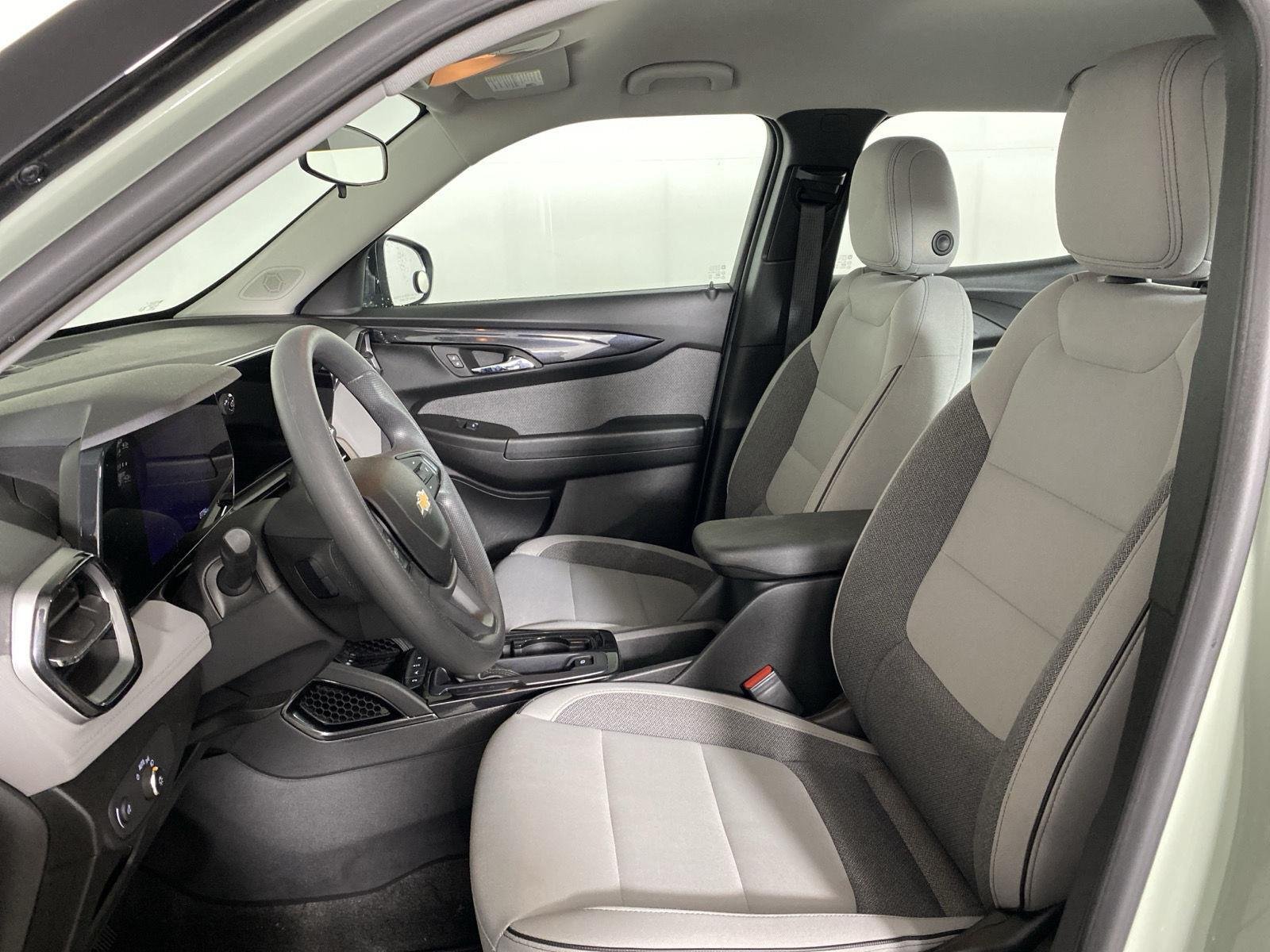 Used 2025 Cacti Green Chevrolet LS image 10