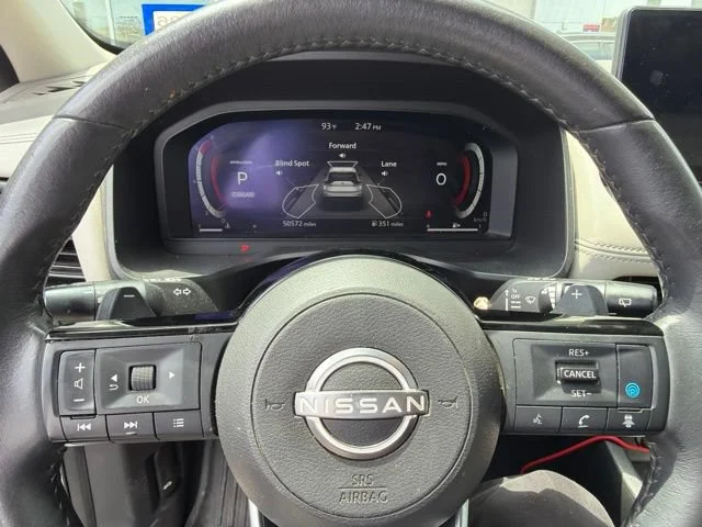 Used 2024 White Nissan SL FWD image 15