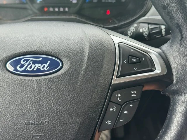 Used 2023 White Ford SEL image 26