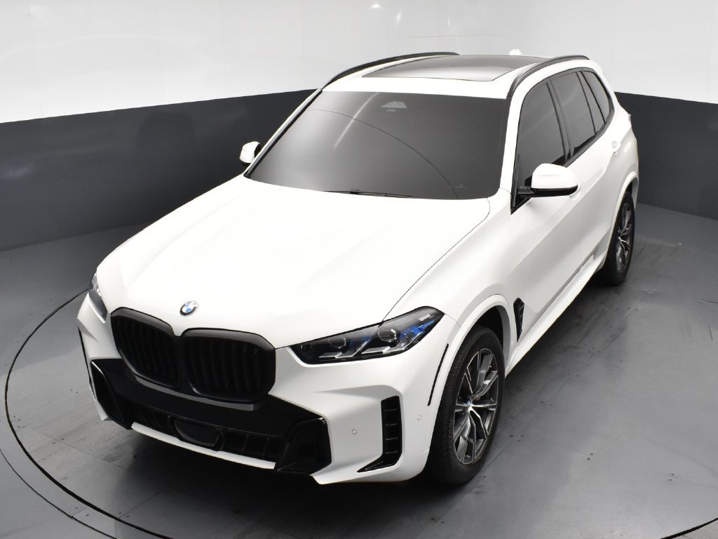 Used 2024 White BMW xDrive40i image 19