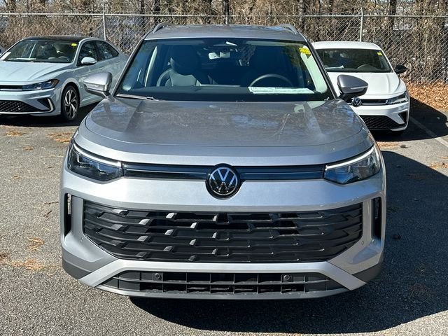 New 2026 Silver Volkswagen 2.0T SE image 2