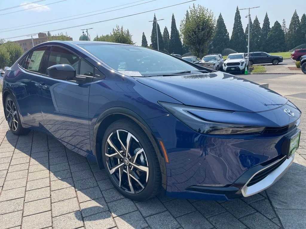 New 2026 Reservoir Blue Toyota XSE image 7