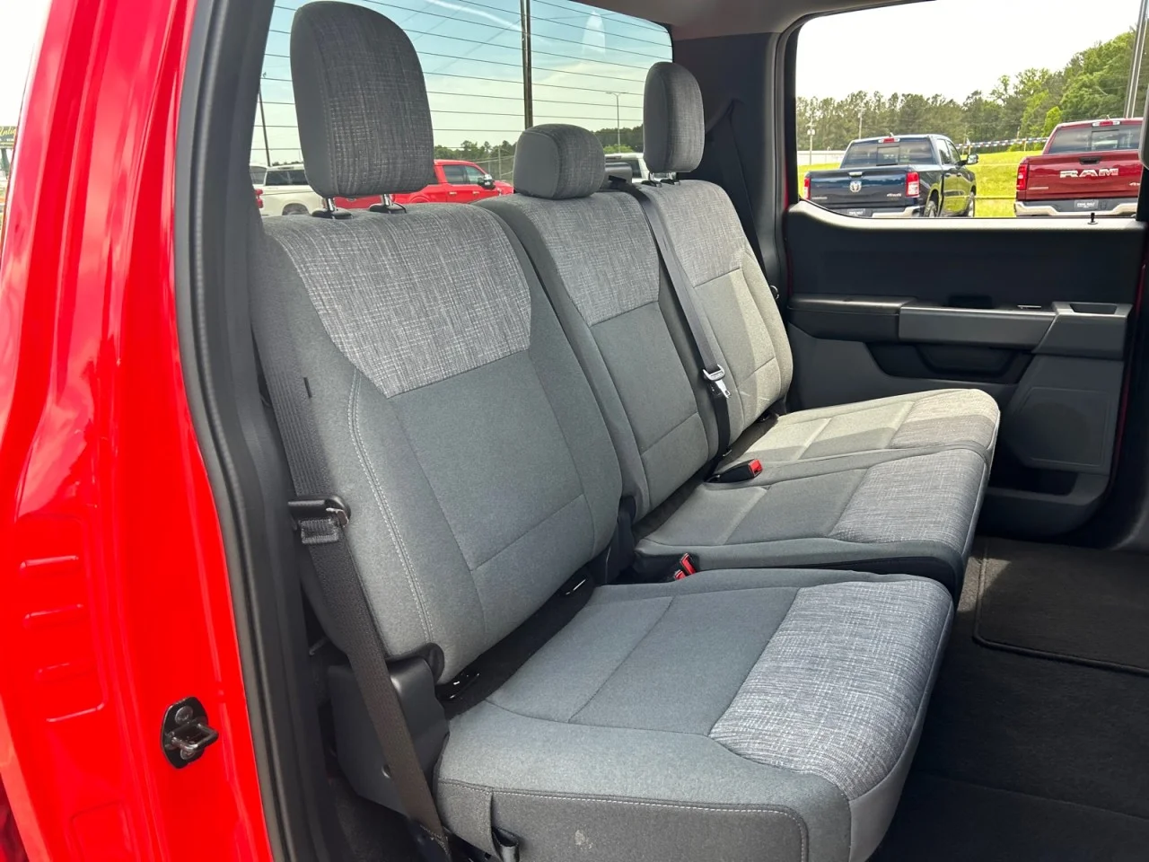 2023 Ford F-150 XLT - Photo 18